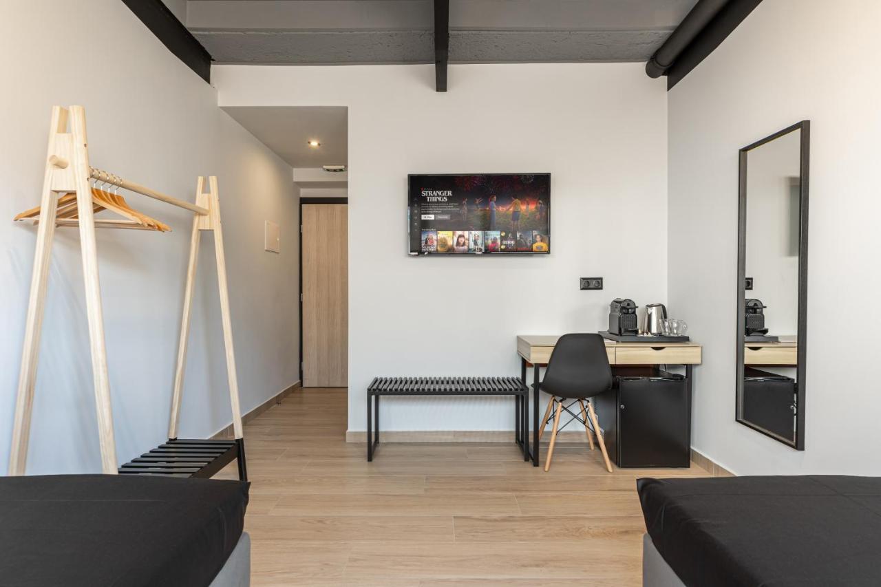 Ermoo Modern Living * Atena
